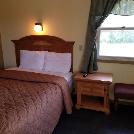 Rodeway Inn La Crosse Exterior foto